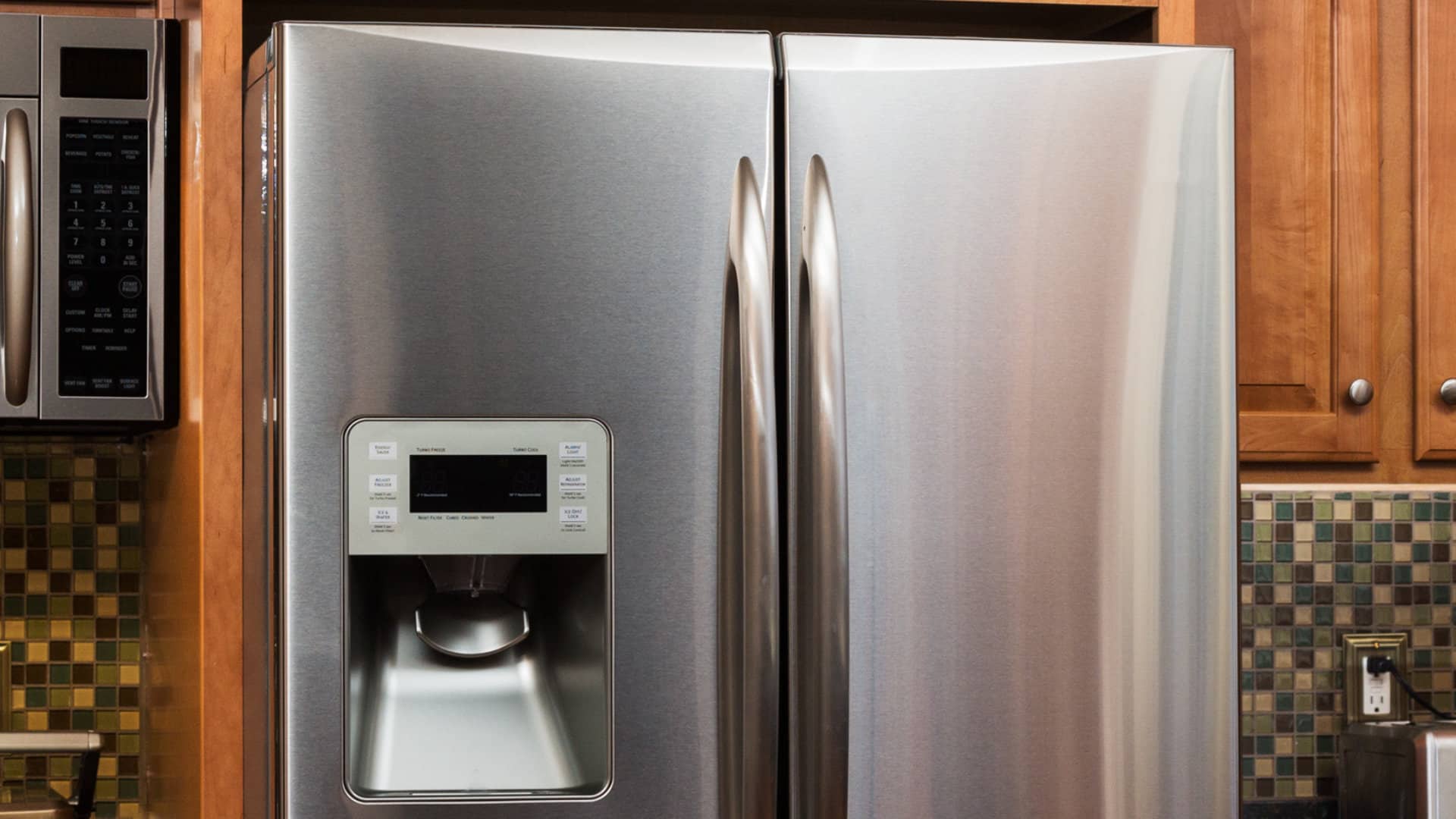 Featured image for “Warm Refrigerator, but Freezer Is Cold? Here’s What to Do”